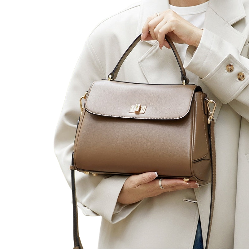 LUNERA CLASSIC LEATHER HANDBAG