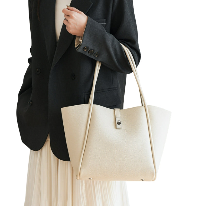 NALVIA COMMUTER BUCKET TOTE
