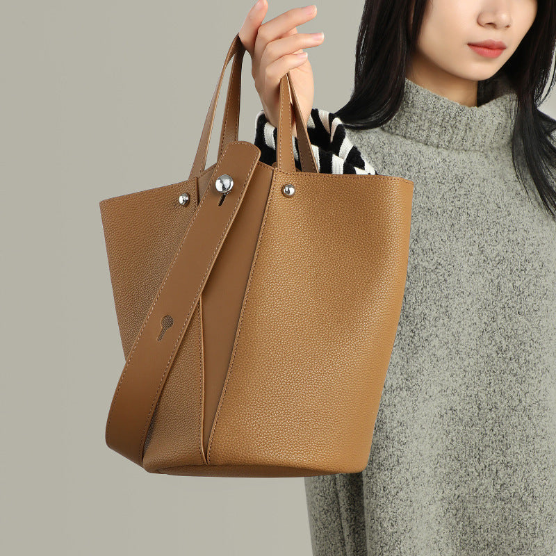 ATHENA SHOULDER BAG