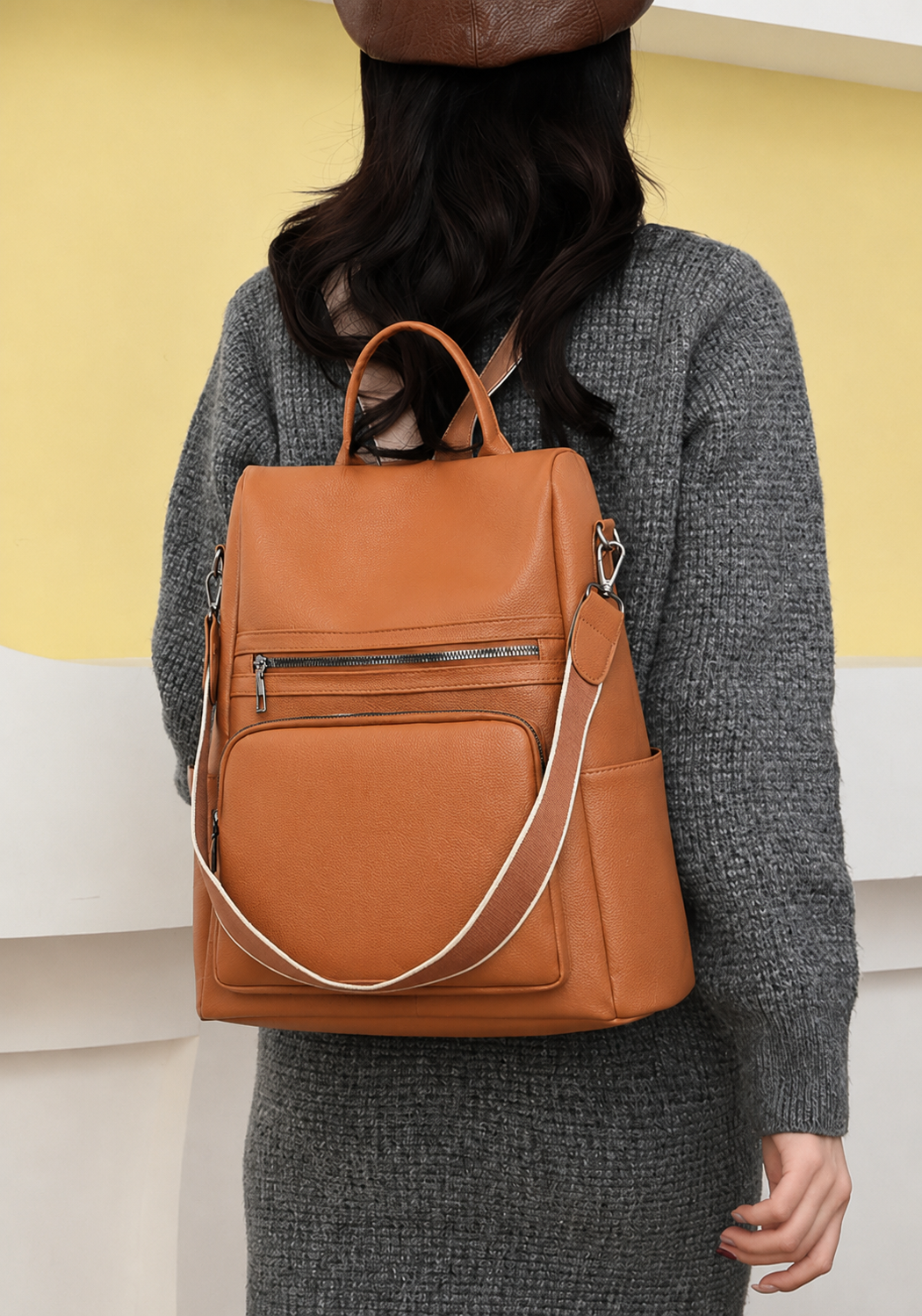 EMILIA SIGNATURE BACKPACK