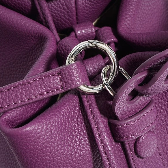 VERSATILE BUCKET HANDBAG