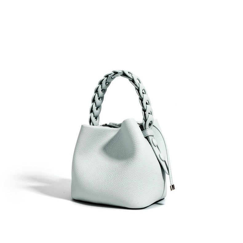 VERSATILE BUCKET HANDBAG