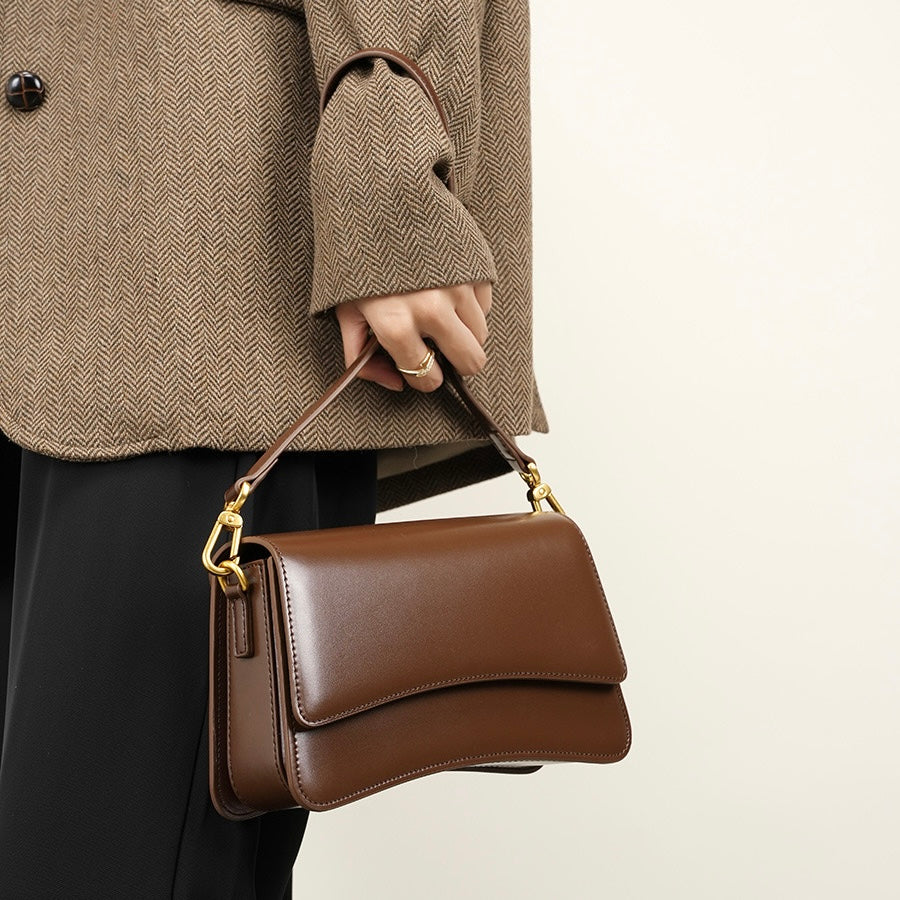 SOLENE CHIC SHOULDERBAG