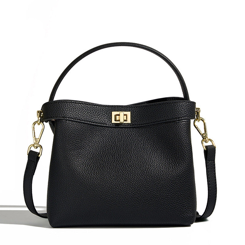 ANGOLA BUCKET BAG