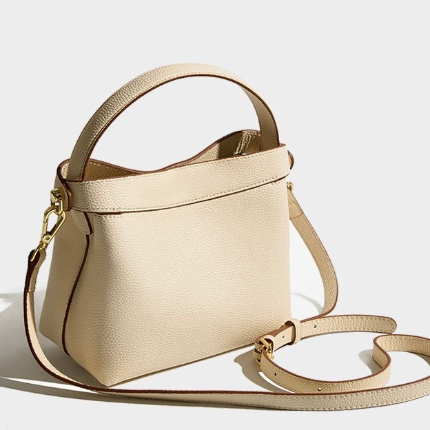 ANGOLA BUCKET BAG