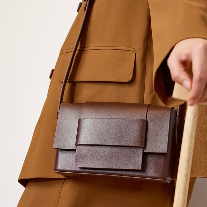 LE PARIS UNISEX SHOULDERBAG