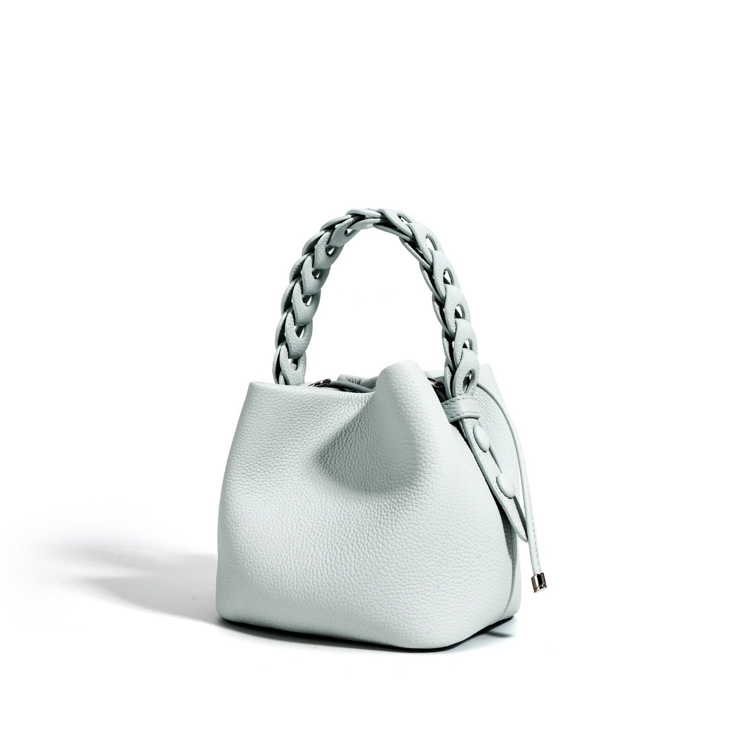 VERSATILE BUCKET HANDBAG