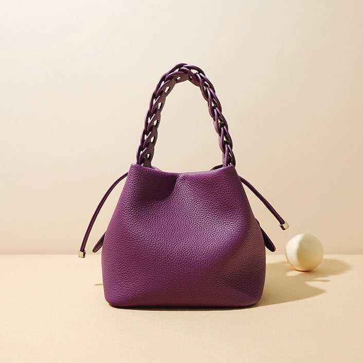VERSATILE BUCKET HANDBAG