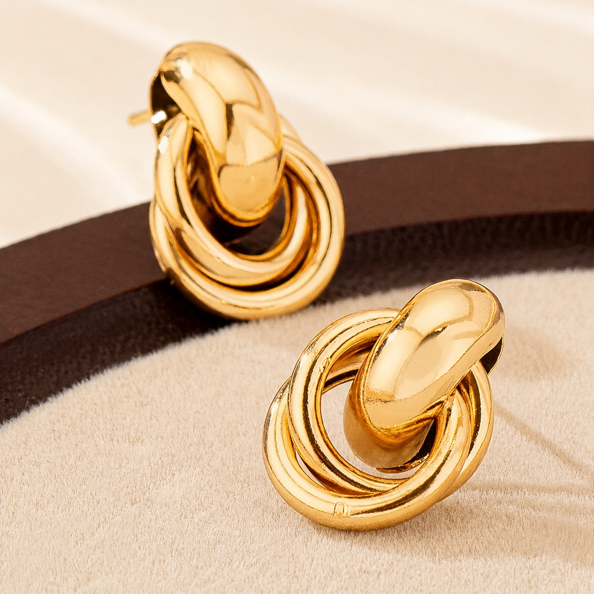 CASA BELUCCI EARRINGS