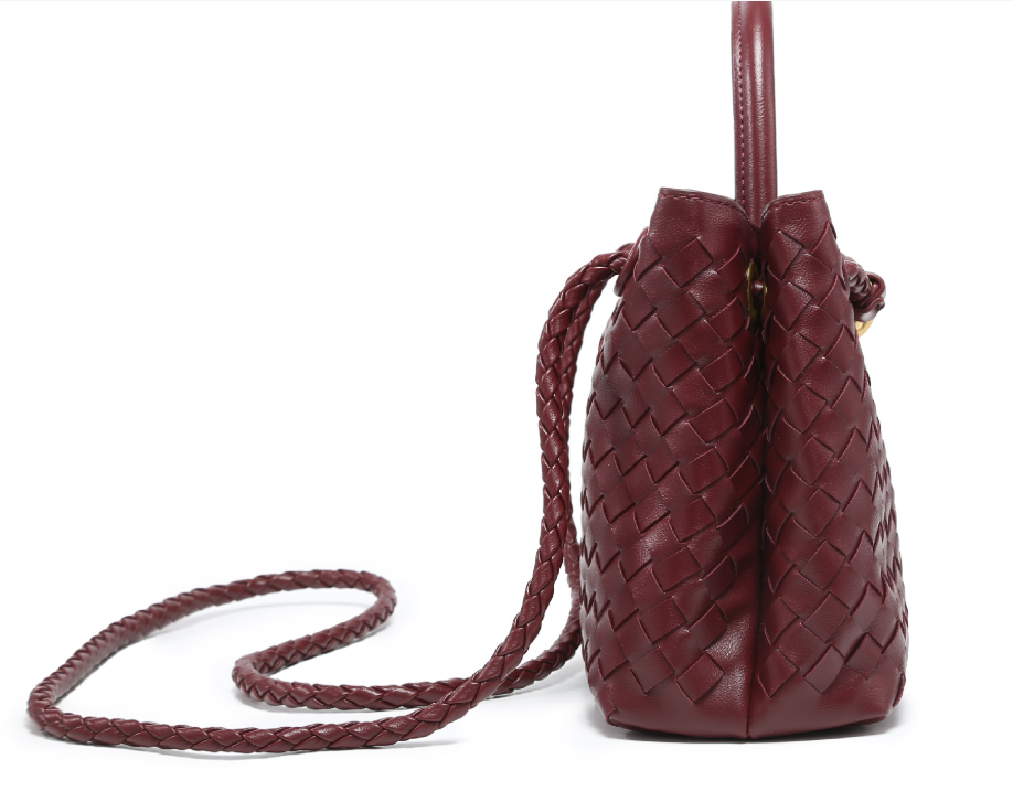 LIORA WOVEN HANDBAG