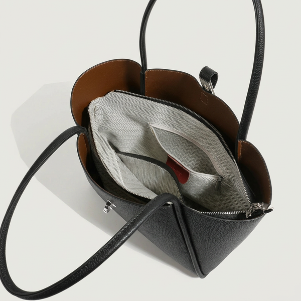 NALVIA COMMUTER BUCKET TOTE