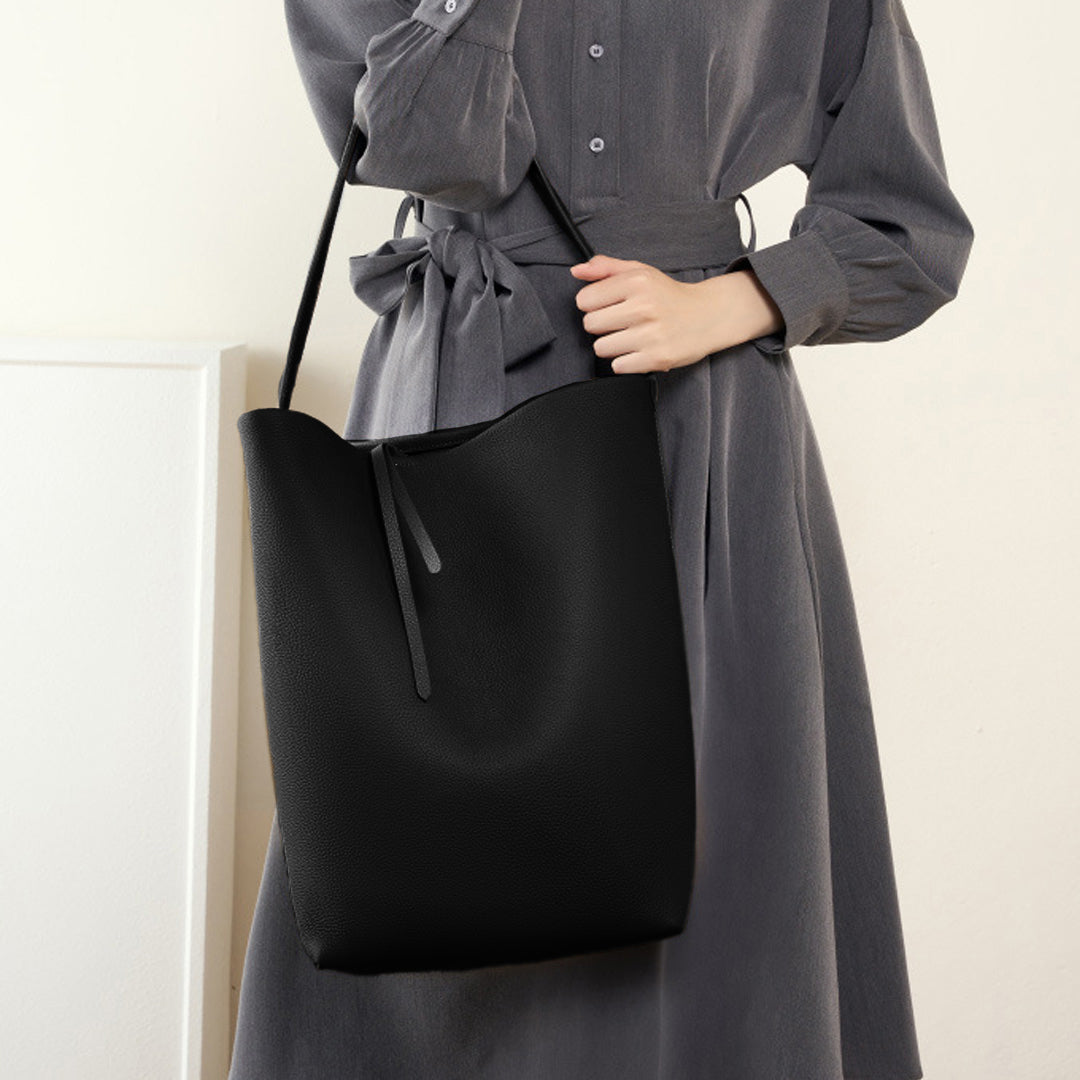 LAURINDA BUCKET TOTE BAG